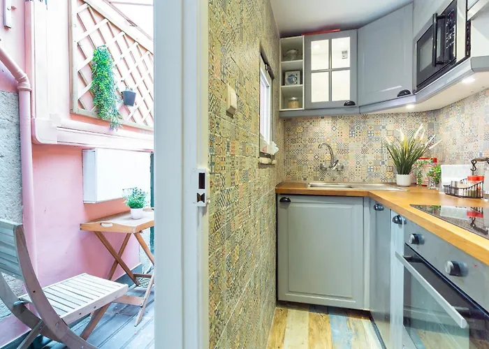 Camoes Lounge W/courtyard * Lisboa